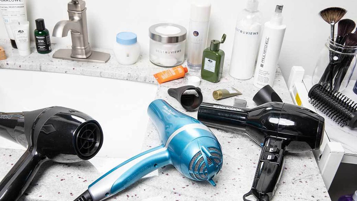 Sèche-cheveux ionique : comment bien le choisir et l’utiliser?