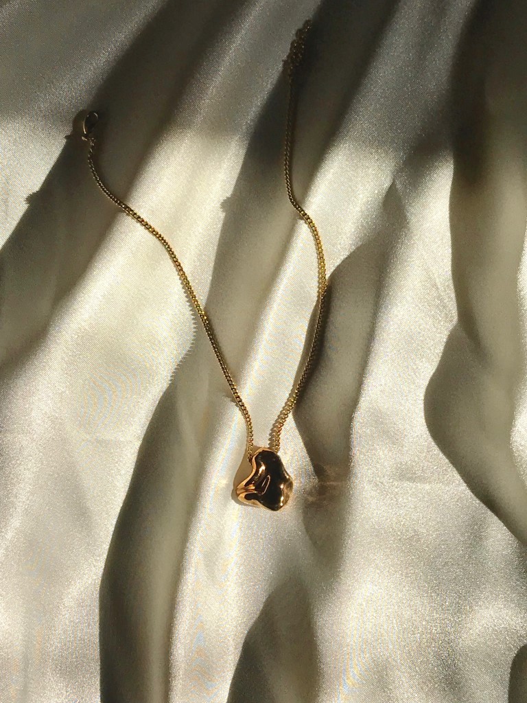 collier or pendentif fete des mères