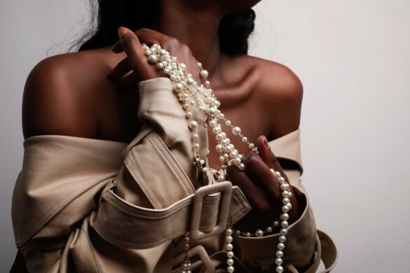 looks pour porter collier sautoir perles
