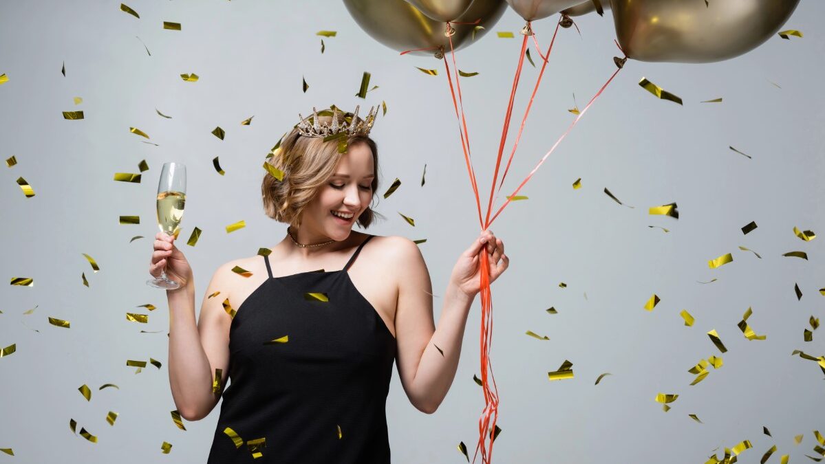 3 tenues imparables pour sublimer ses rondeurs pendant les fêtes
